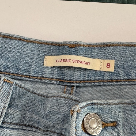 Women's Levi's Classic Straight Sz 8 Light Blue Wash - Picture 7 of 7